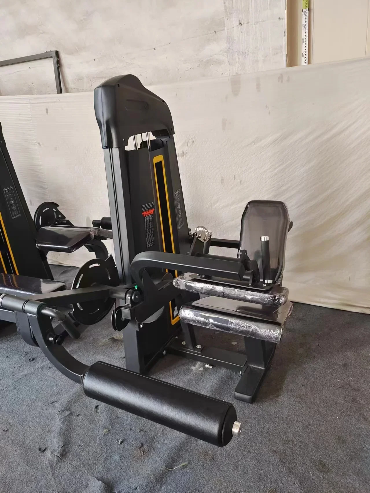 Gym Fitness Equipment Home Mac - đánh giá và giá Home Gym Leg Extension Machine